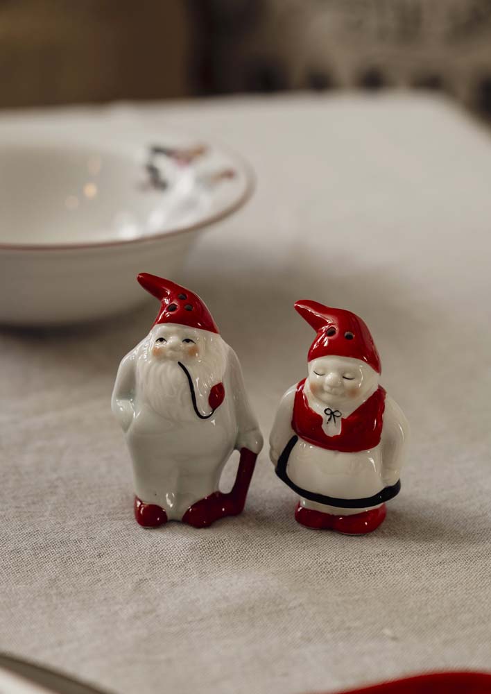 SANTA SERVICE SANTA MOTHER/FATHER SALT & PEPPER 8 CM 2 PACK