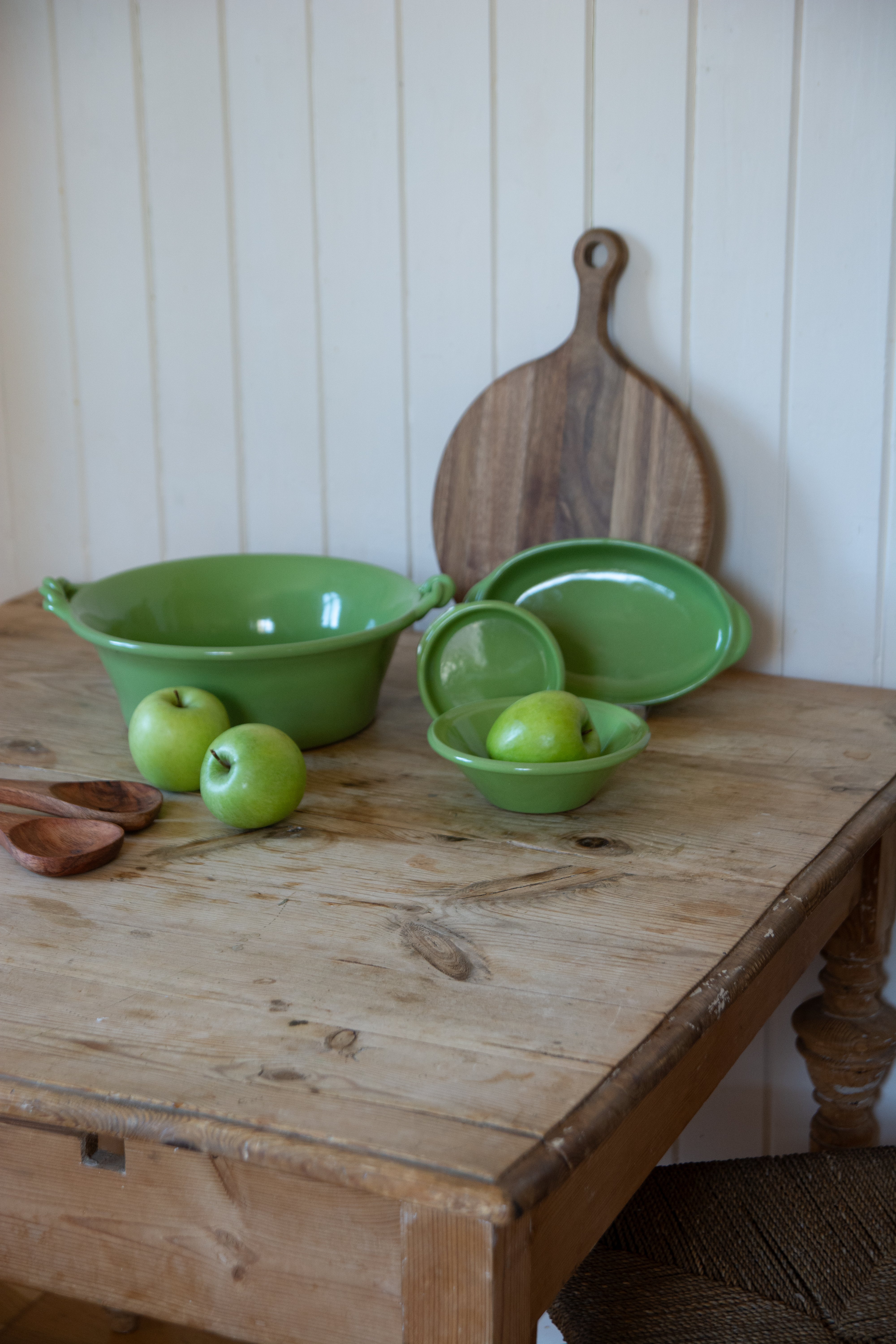 OVAL FORM 24,5 CM PISTACHO