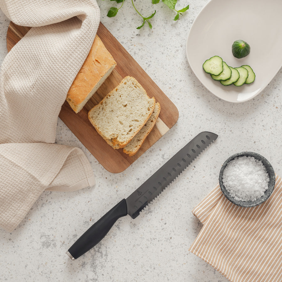 BRØDKNIV 21 CM SORT KNIVBLAD